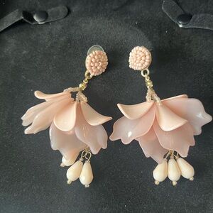 Beautiful pale pink dangle earrings